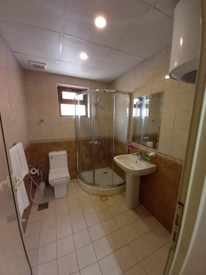 سارة للشقق الفندقية Sara Furnished Apartments Ал Хубар Екстериор снимка