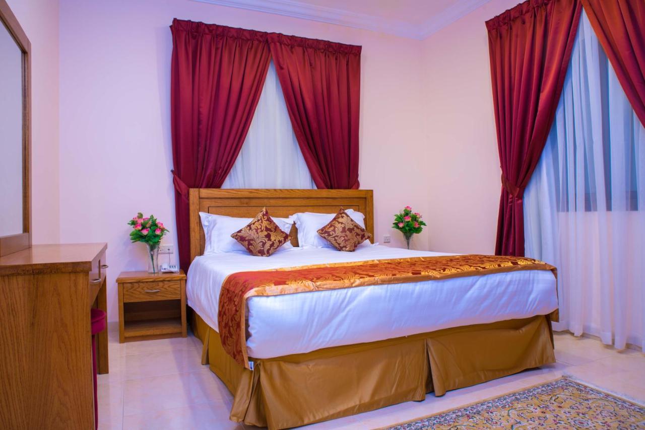 سارة للشقق الفندقية Sara Furnished Apartments Ал Хубар Екстериор снимка